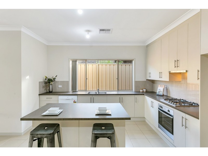 10 Cordage Court, Seaford Meadows SA 5169