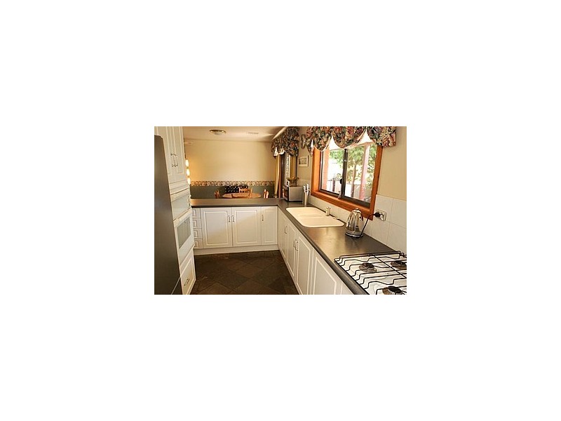4 Mildara Close, Woodcroft SA 5162