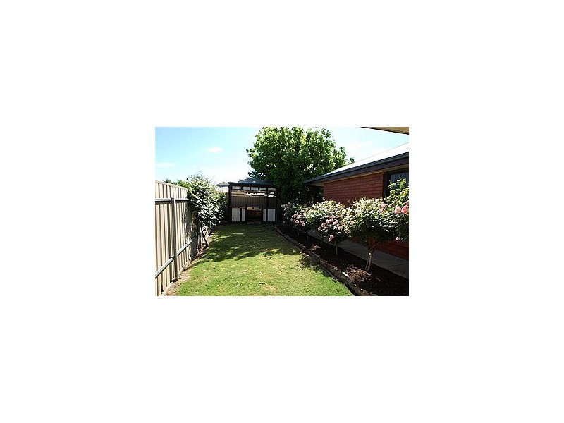 4 Mildara Close, Woodcroft SA 5162