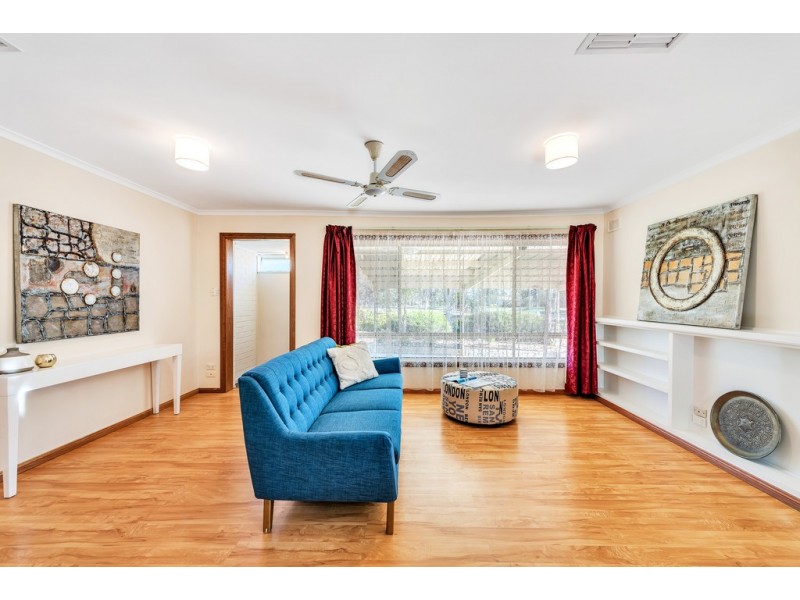 6 Alexander Crescent, Christie Downs SA 5164