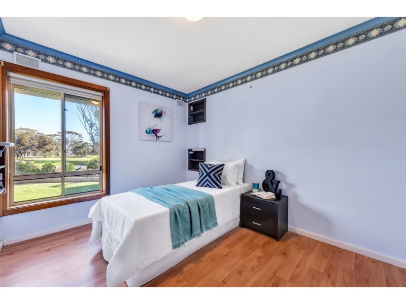 6 Alexander Crescent, Christie Downs SA 5164