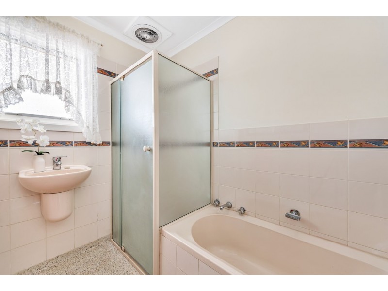 6 Alexander Crescent, Christie Downs SA 5164