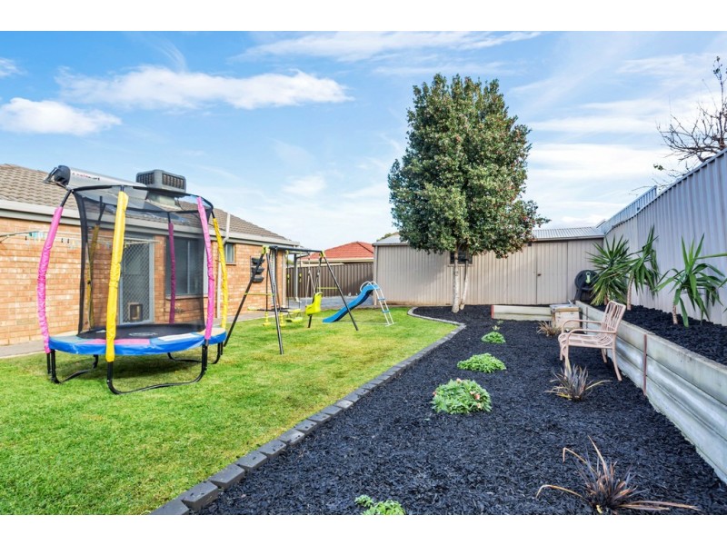 27 Whittaker Avenue, Old Reynella SA 5161