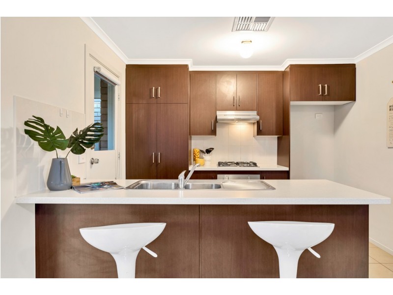 2 Silver Lane, Seaford Meadows SA 5169