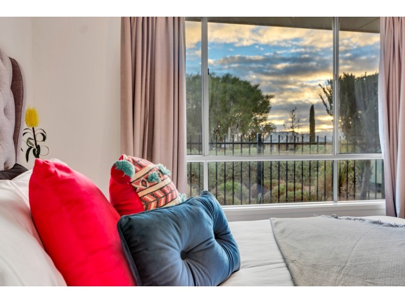 2 Silver Lane, Seaford Meadows SA 5169