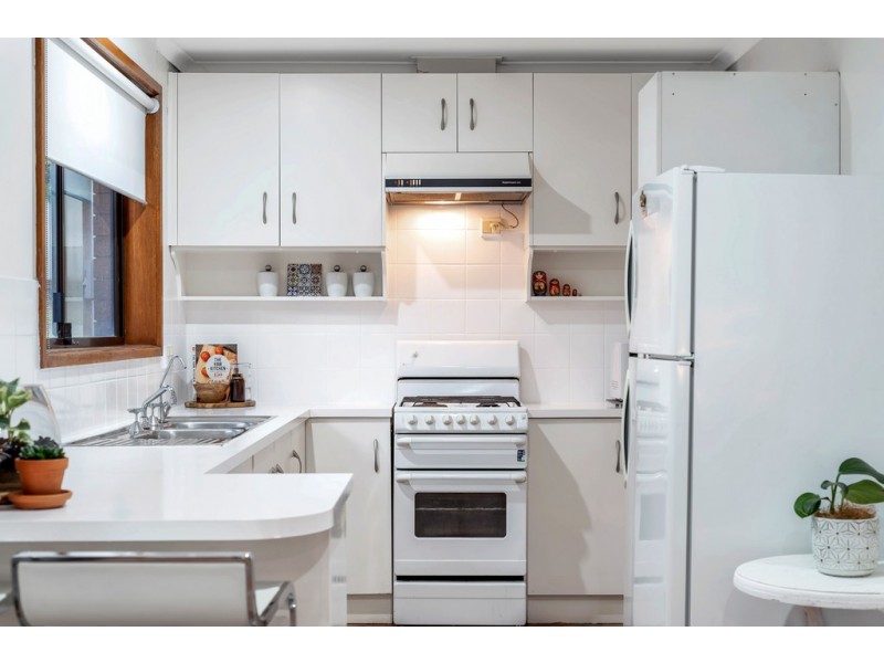 29 Magnolia Avenue, Happy Valley SA 5159