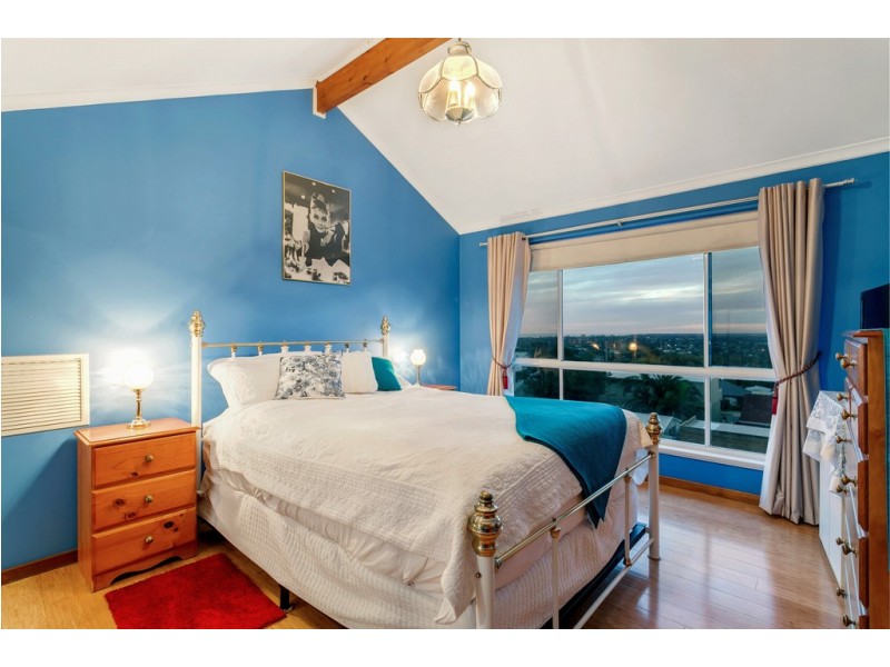 10 Grand View Drive, Seacombe Heights SA 5047