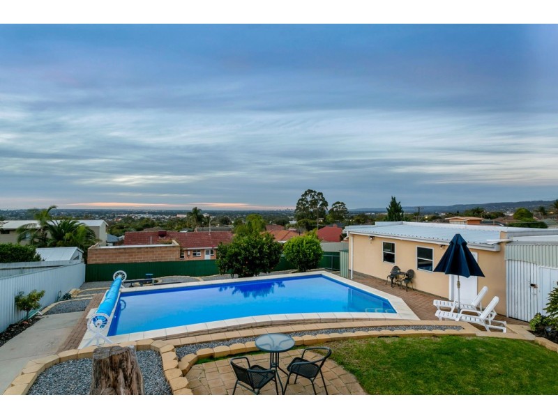 10 Grand View Drive, Seacombe Heights SA 5047