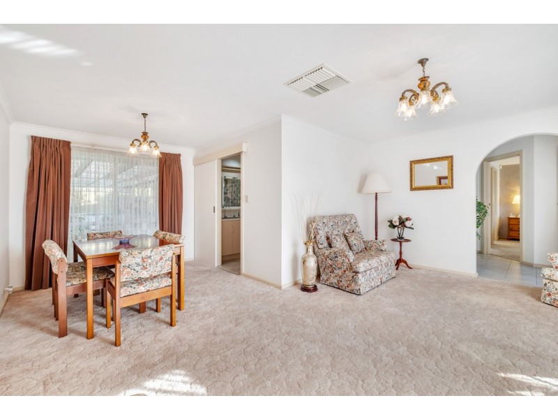 5 Anita Court, Woodcroft SA 5162