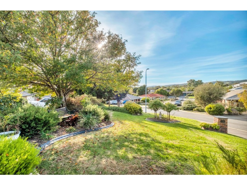 5 Anita Court, Woodcroft SA 5162