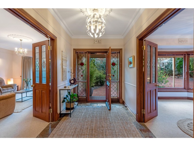 6 Jingara Way, Coromandel Valley SA 5051