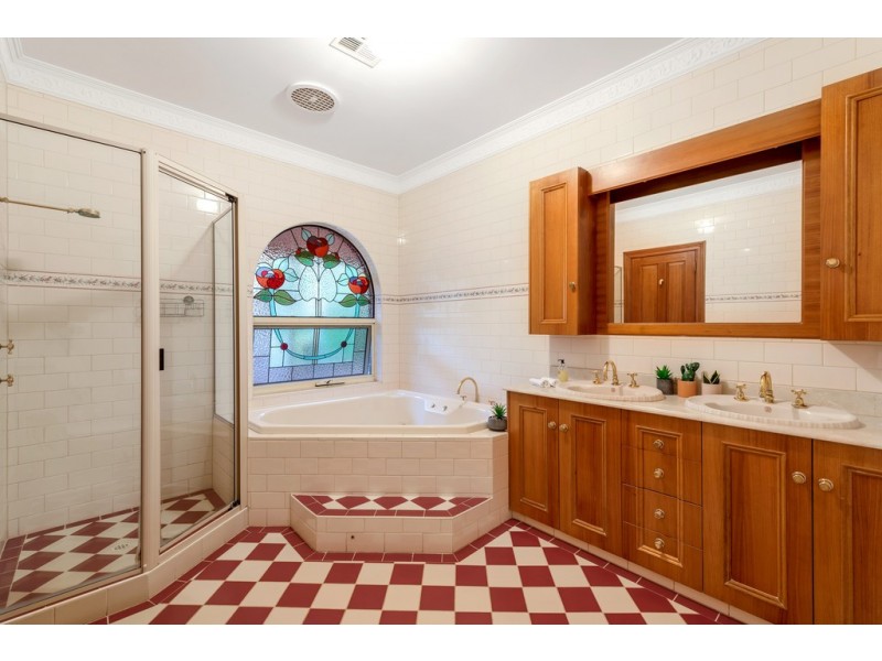 6 Jingara Way, Coromandel Valley SA 5051