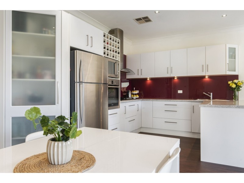 7 Ballara Avenue, Warradale SA 5046