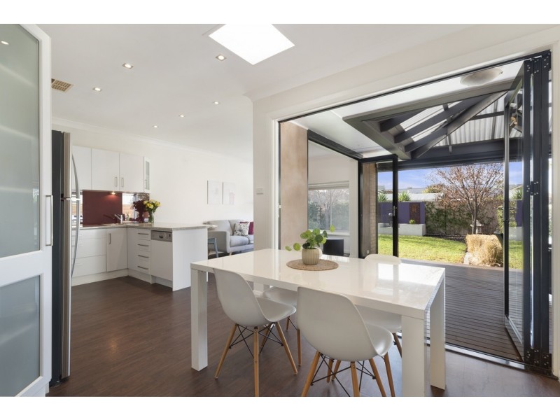 7 Ballara Avenue, Warradale SA 5046