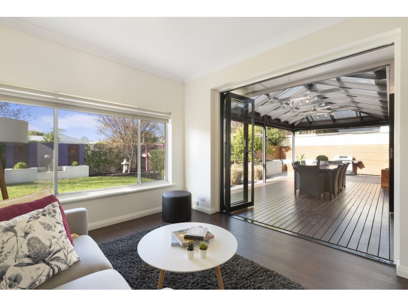 7 Ballara Avenue, Warradale SA 5046