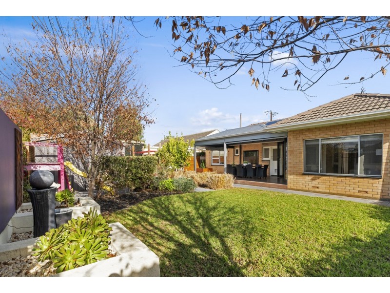 7 Ballara Avenue, Warradale SA 5046
