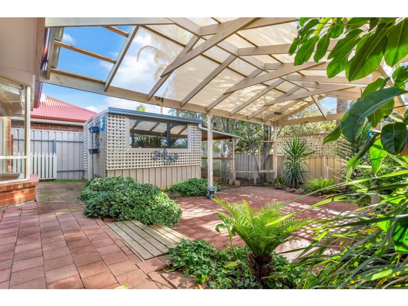 10 Dorrien Avenue, Woodcroft SA 5162