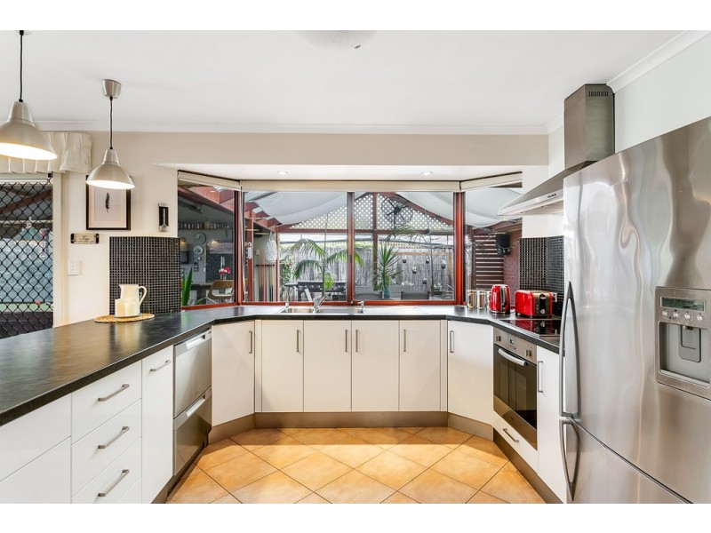7 Clearwater Crescent, Seaford Rise SA 5169