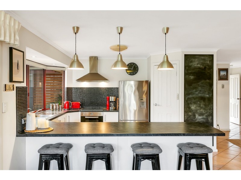 7 Clearwater Crescent, Seaford Rise SA 5169