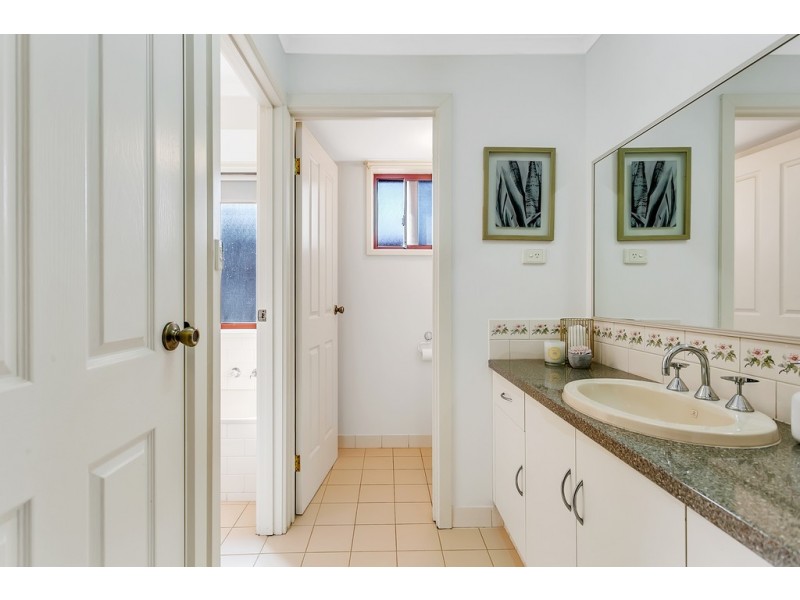 7 Clearwater Crescent, Seaford Rise SA 5169