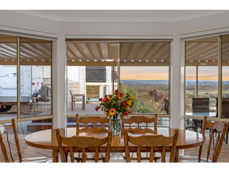 17 Marla Crescent, Noarlunga Downs SA 5168