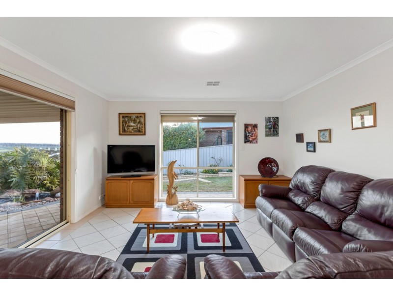 17 Marla Crescent, Noarlunga Downs SA 5168