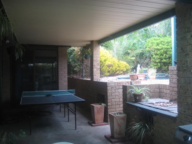 44 Booth St, Happy Valley SA 5159