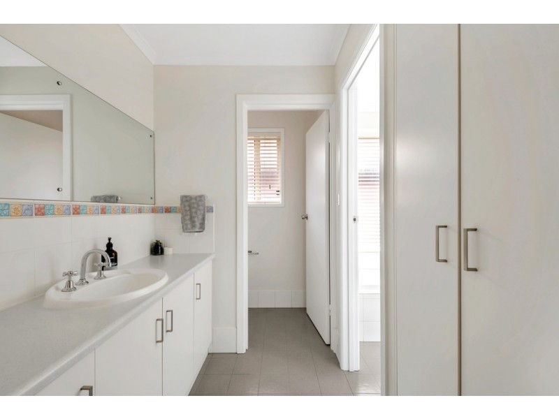 15 Kandra Road, Sheidow Park SA 5158