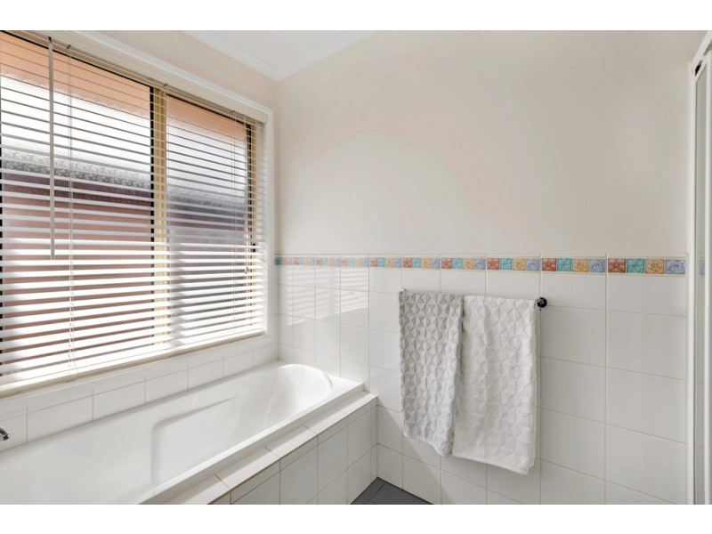 15 Kandra Road, Sheidow Park SA 5158