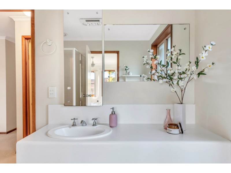 7 Ashmore Place, Onkaparinga Hills SA 5163