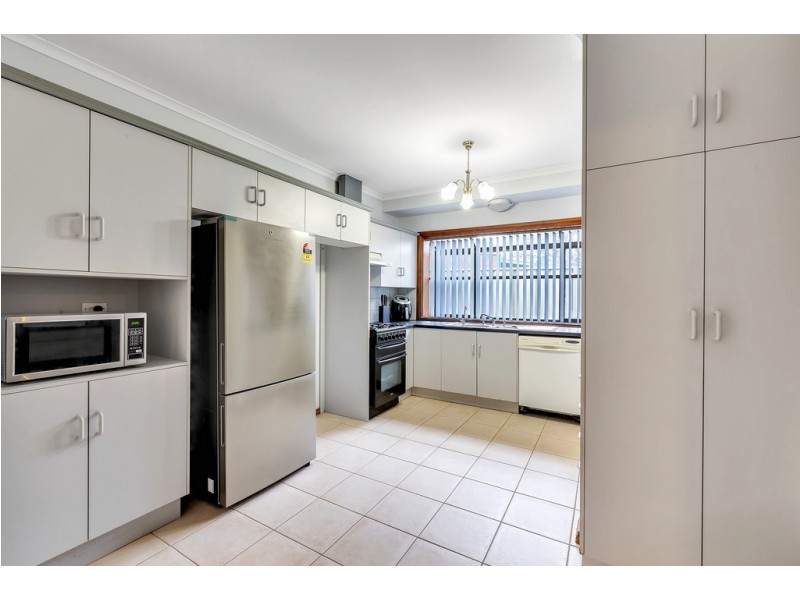 5a Lefkas Court, Seaton SA 5023