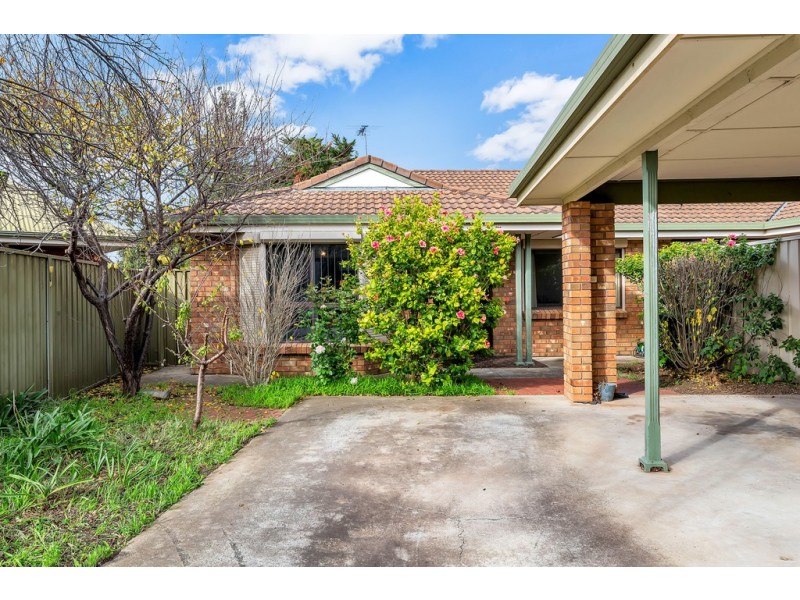 5a Lefkas Court, Seaton SA 5023