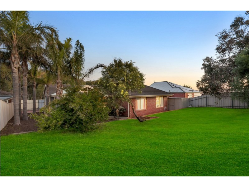 24 Buccaneer Drive, Seaford Rise SA 5169