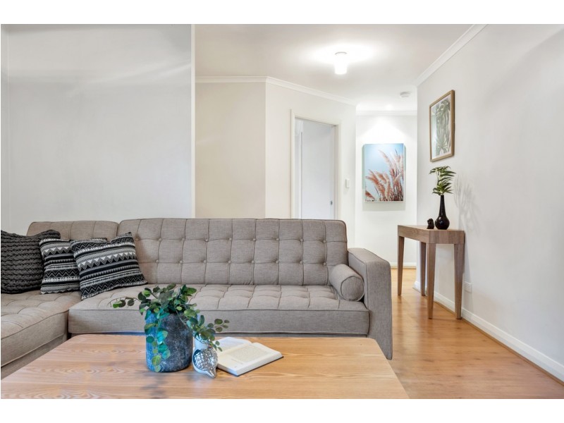 24 Buccaneer Drive, Seaford Rise SA 5169