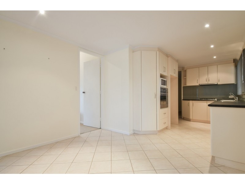 35 Dianne Street, Happy Valley SA 5159