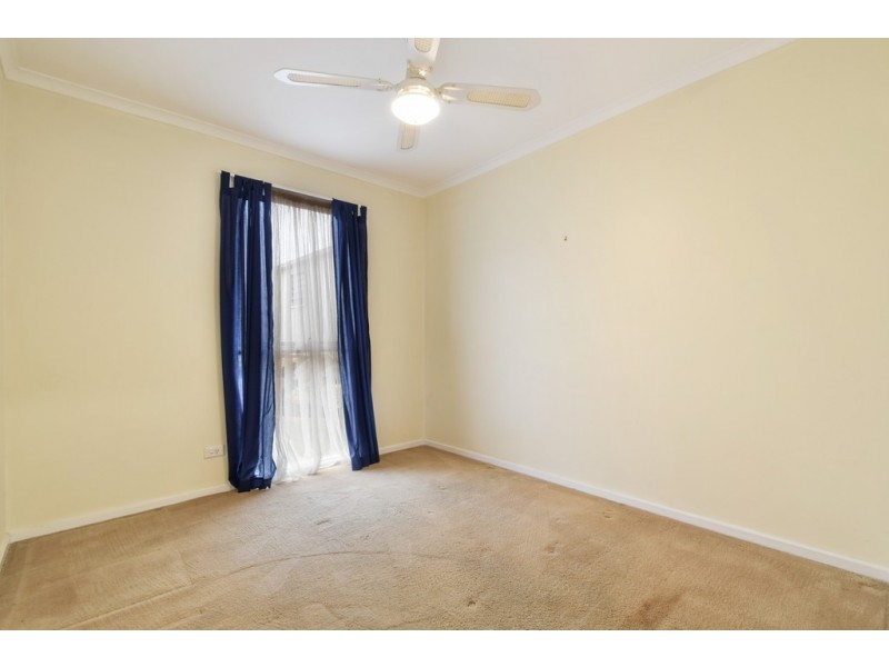 35 Dianne Street, Happy Valley SA 5159