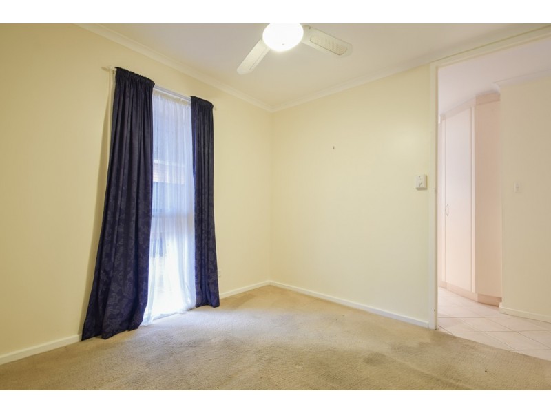 35 Dianne Street, Happy Valley SA 5159