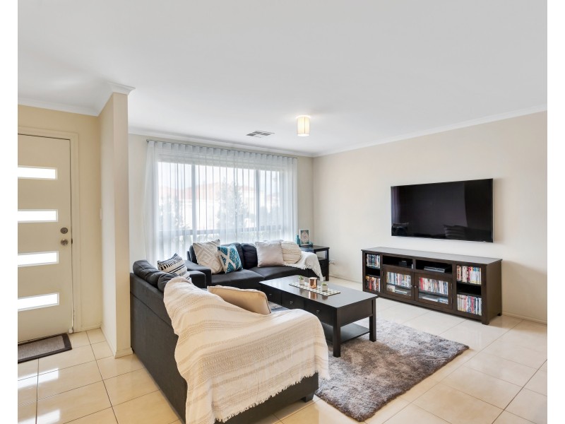 39 Sovereign Drive, Woodcroft SA 5162