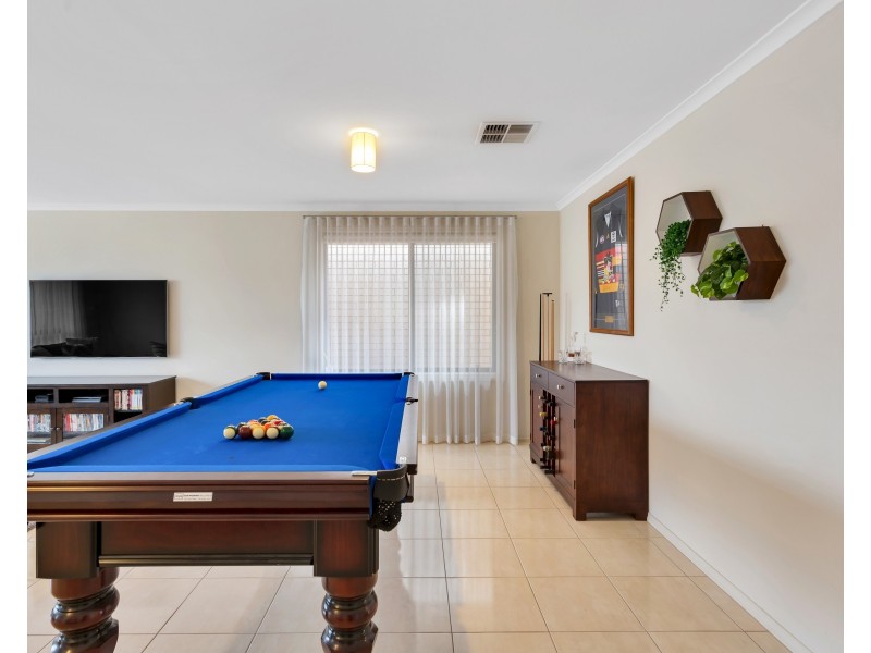 39 Sovereign Drive, Woodcroft SA 5162