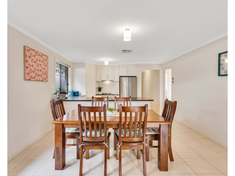 39 Sovereign Drive, Woodcroft SA 5162