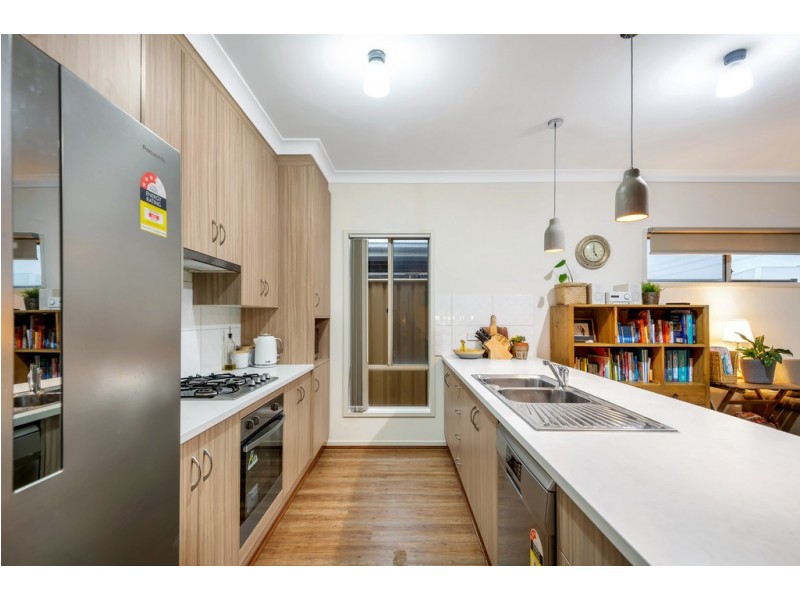 33 Cook Street, Seaford Meadows SA 5169