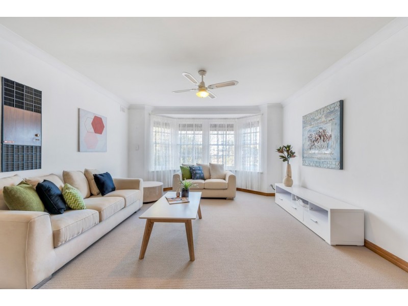 4 Acre Avenue, Morphett Vale SA 5162