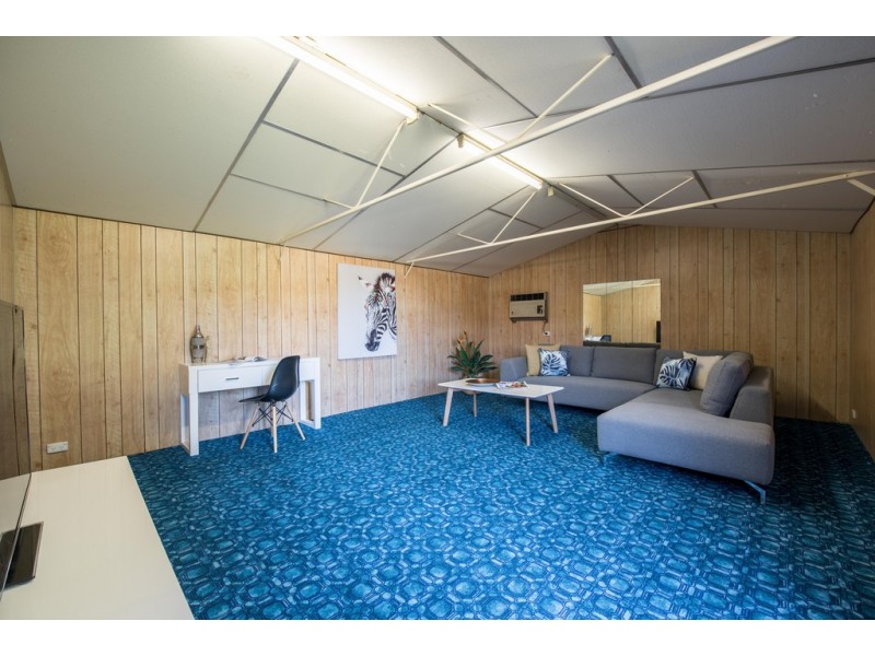 4 Acre Avenue, Morphett Vale SA 5162