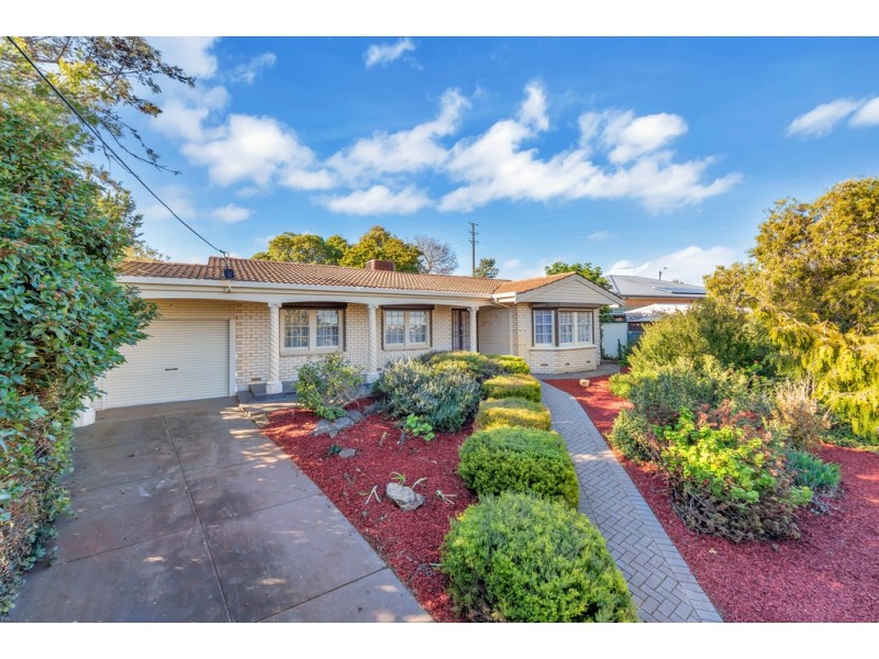 4 Acre Avenue, Morphett Vale SA 5162