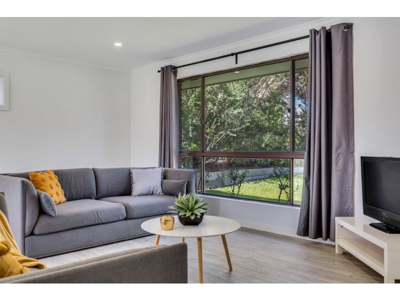 2 Rothschild Street, Woodcroft SA 5162