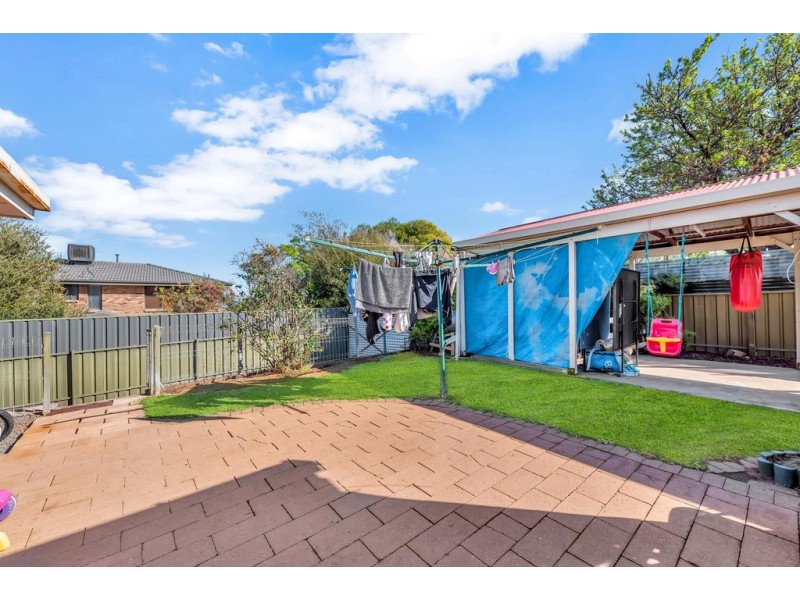 23 Coorabie Crescent, Hallett Cove SA 5158