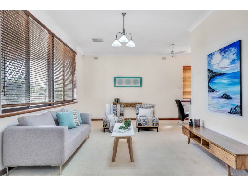 12 Archerfield Avenue, Christies Beach SA 5165