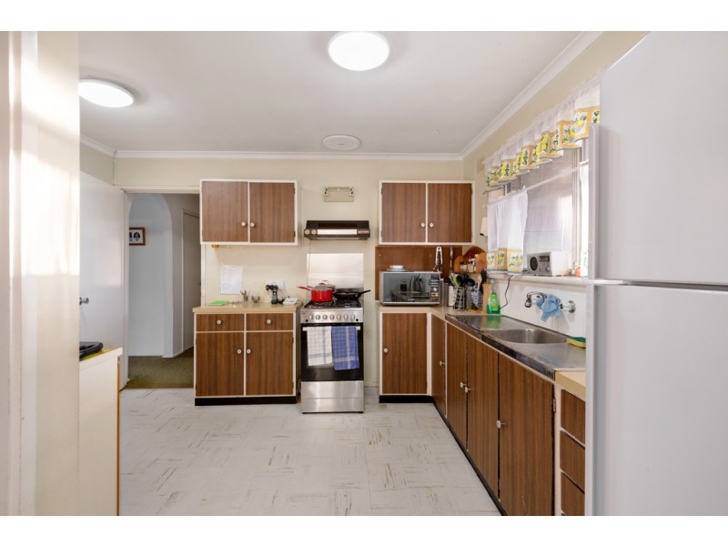 4 Fiveash Drive, Pasadena SA 5042