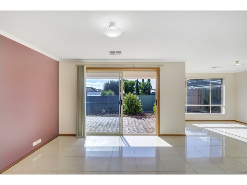 19 Dianne Street, Happy Valley SA 5159