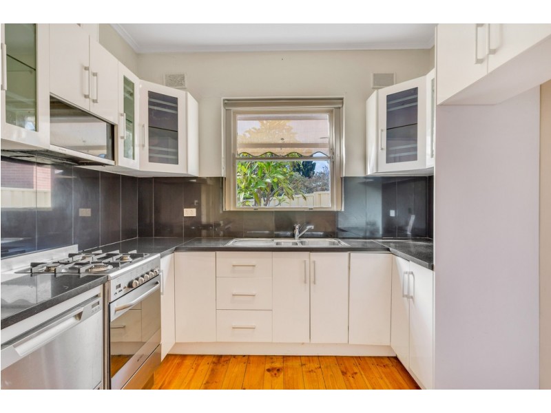 43 Ophir Crescent, Seacliff Park SA 5049